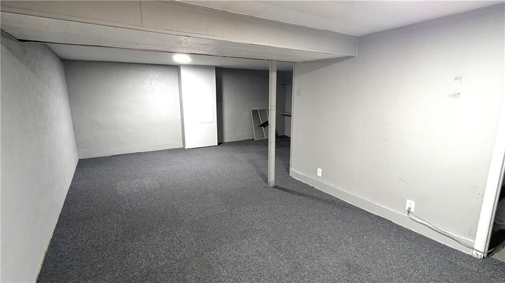 8618 Winchester Avenue — photo 29