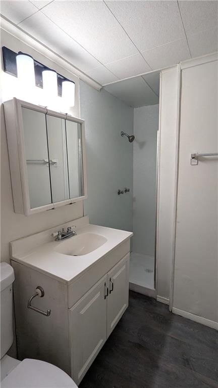 8618 Winchester Avenue — photo 32