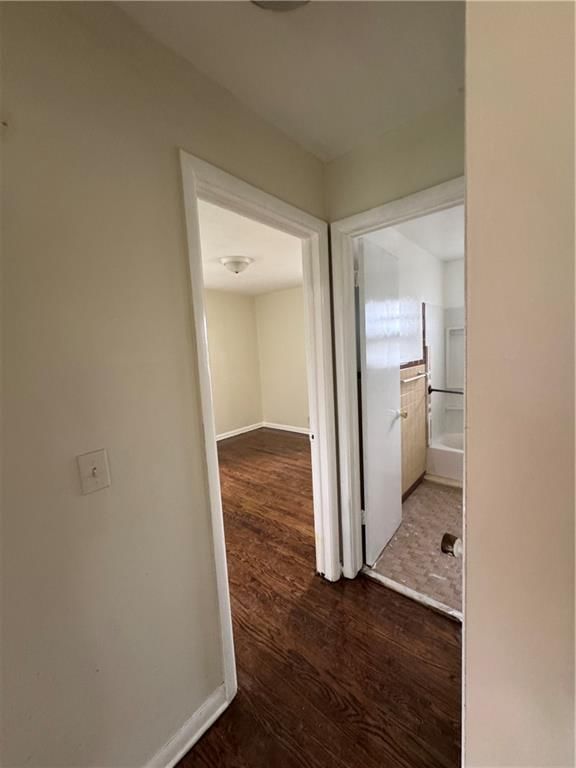 1840 E 75th Terrace — photo 4