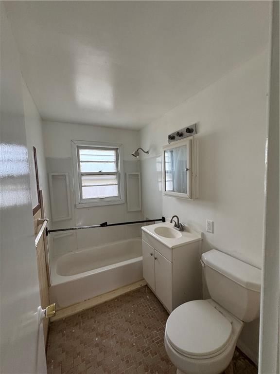 1840 E 75th Terrace — photo 7