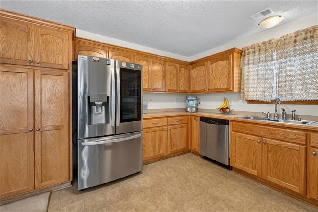 1104 Carlisle Drive — photo 23