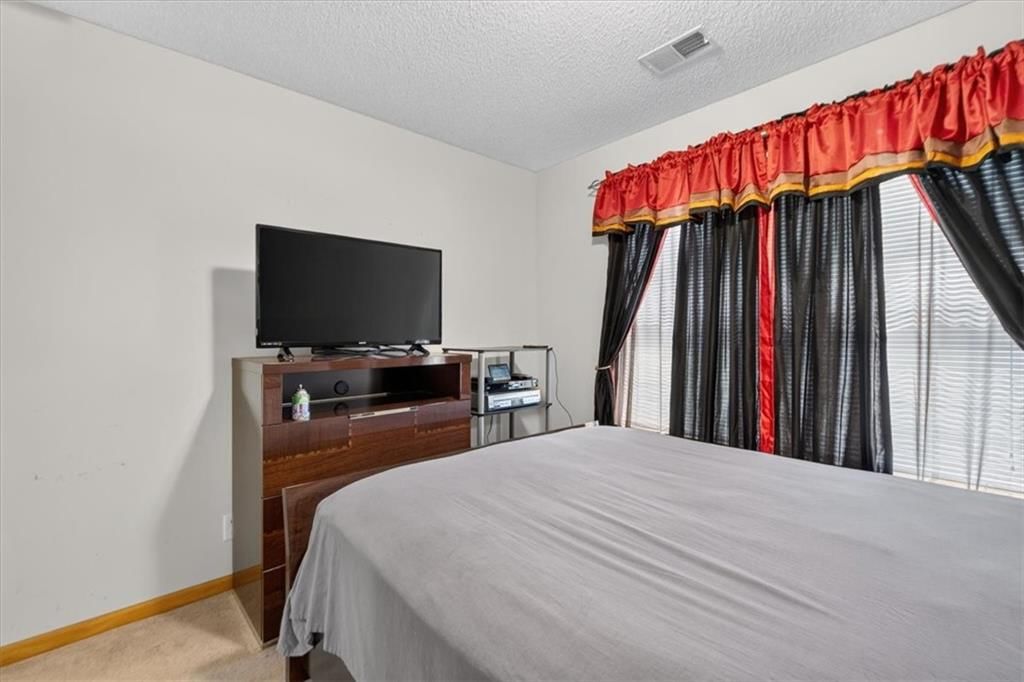 1104 Carlisle Drive — photo 32