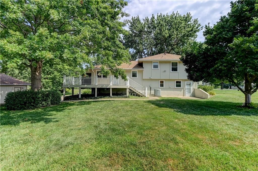 15121 Briarwood Drive — photo 29