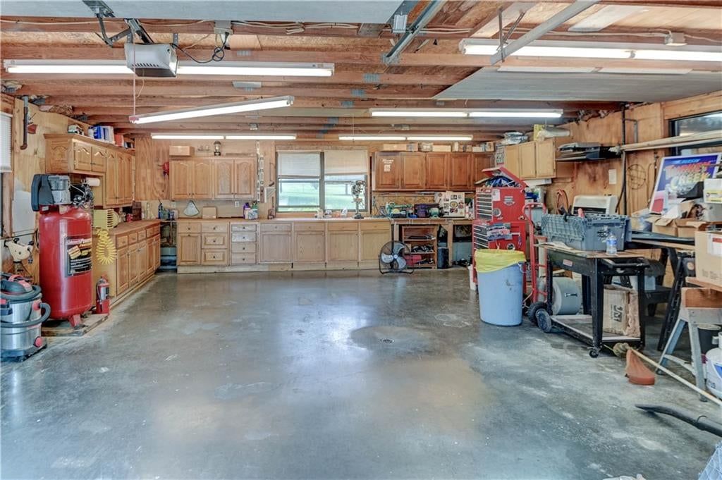 15121 Briarwood Drive — photo 31