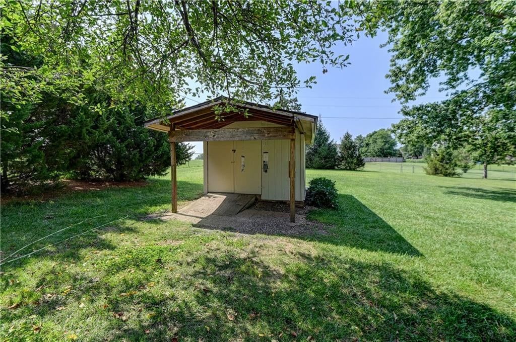 15121 Briarwood Drive — photo 35