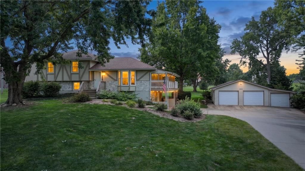 15121 Briarwood Drive — photo 38