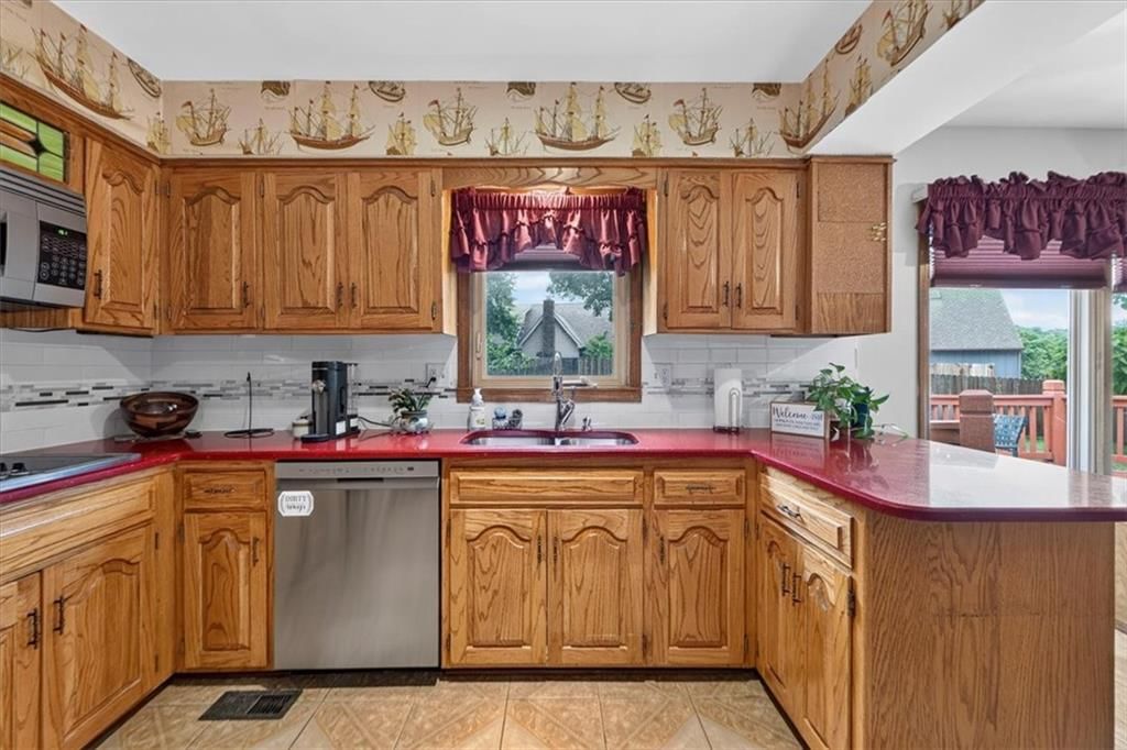 7602 Parkhill Street — photo 26