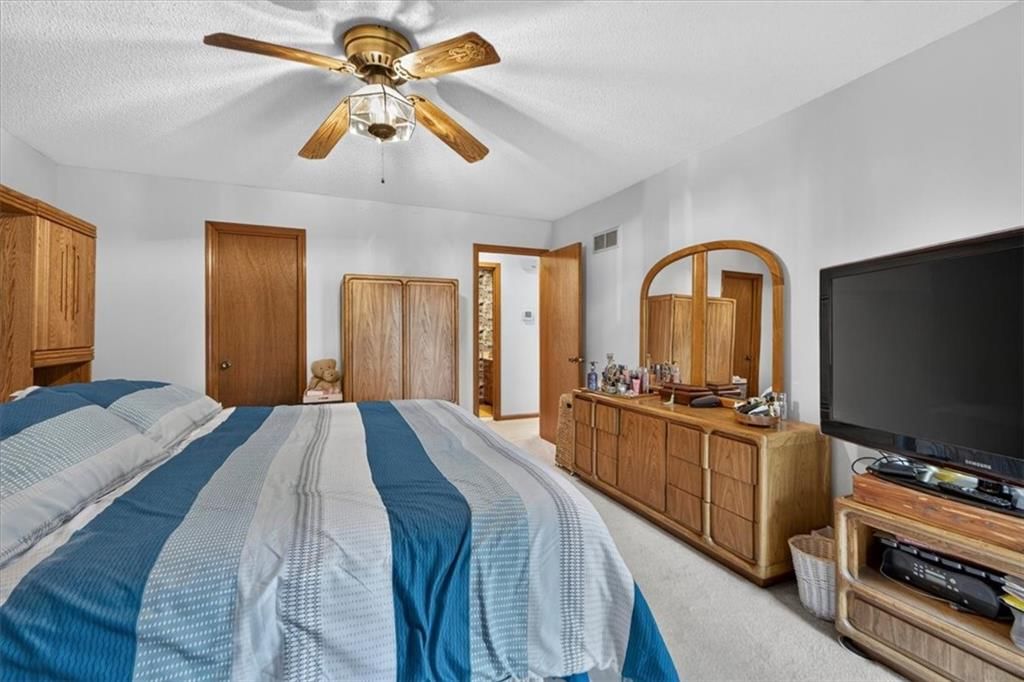 7602 Parkhill Street — photo 34