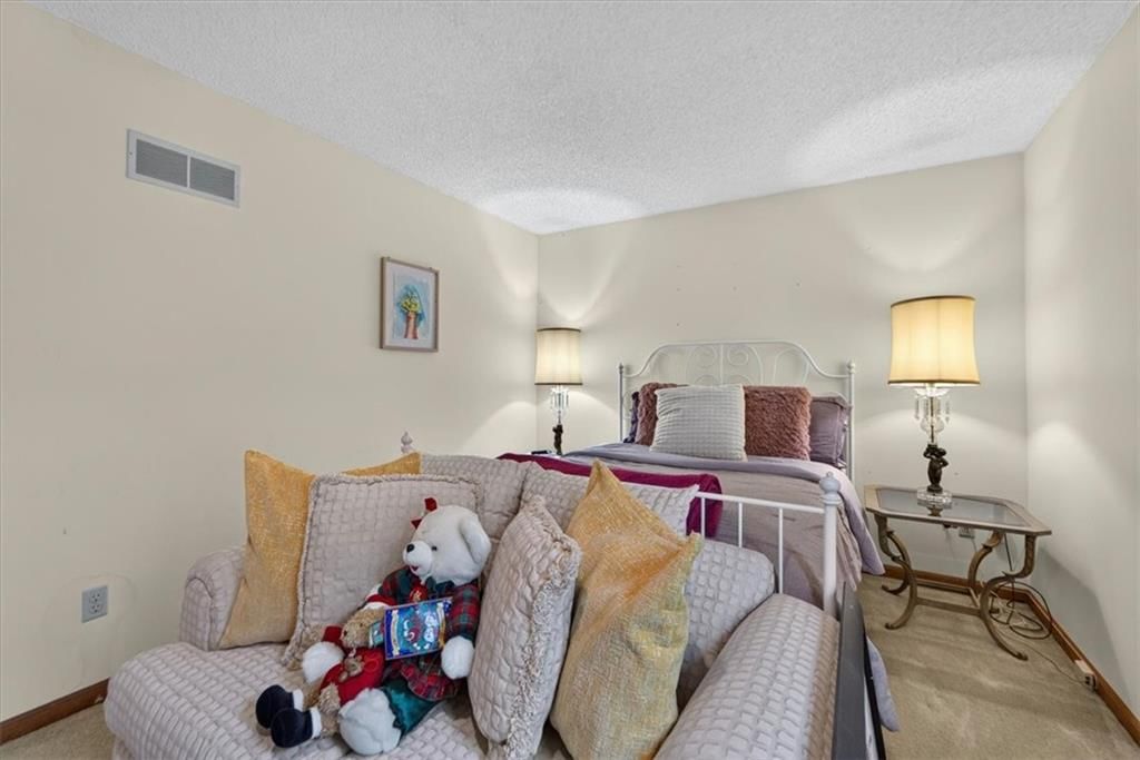 7602 Parkhill Street — photo 40