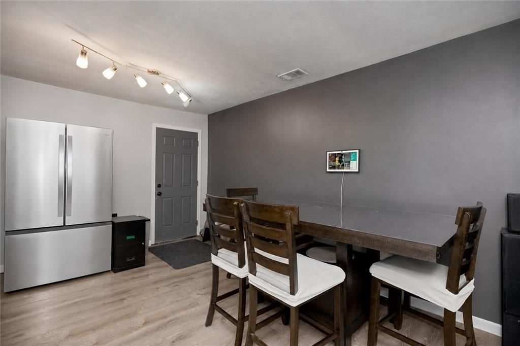 2720 S 52nd Street — photo 4