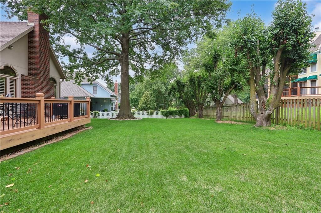 12404 Horton Street — photo 22
