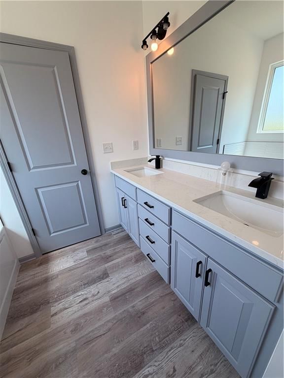 1311 N White Oaks Lane — photo 14