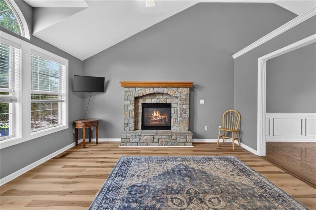 524 NE Topaz Drive — photo 10