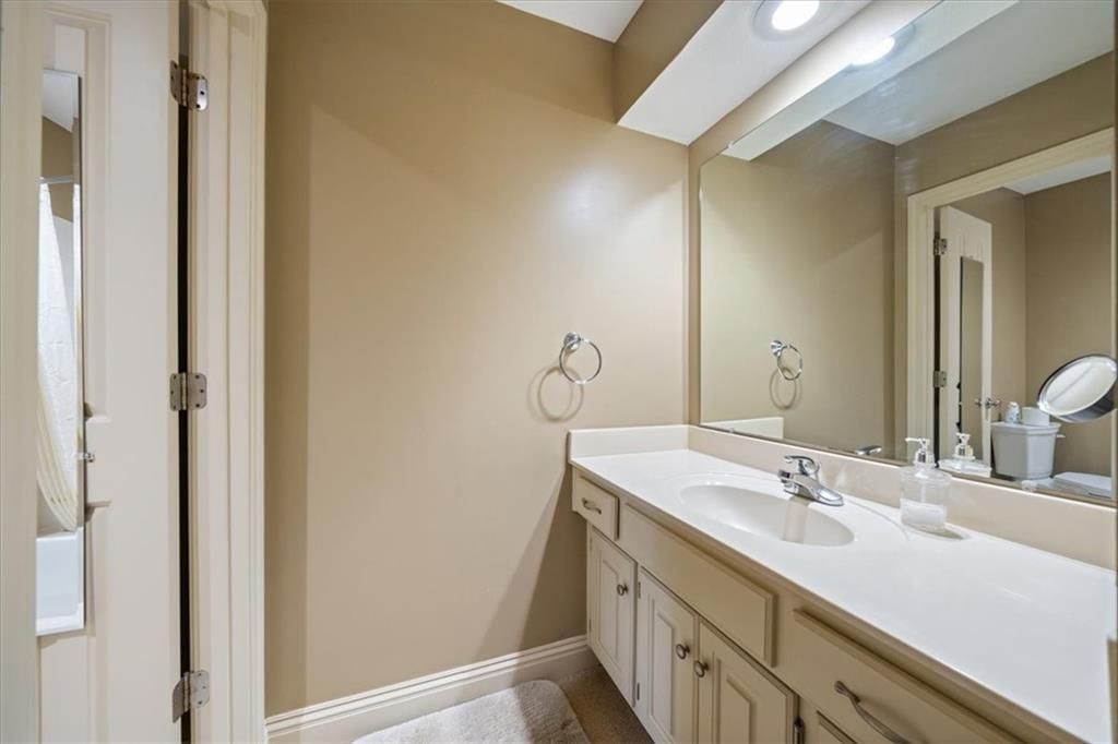 14672 Garnett Street — photo 37