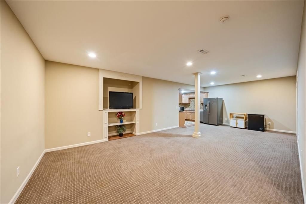 14672 Garnett Street — photo 42