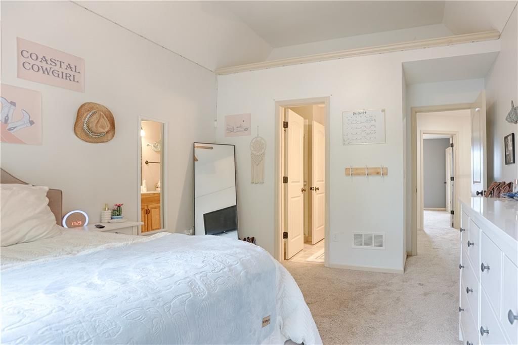2297 W Cothrell Street — photo 24