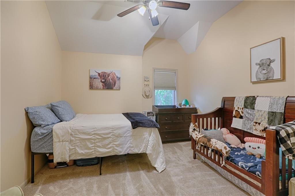 2297 W Cothrell Street — photo 28