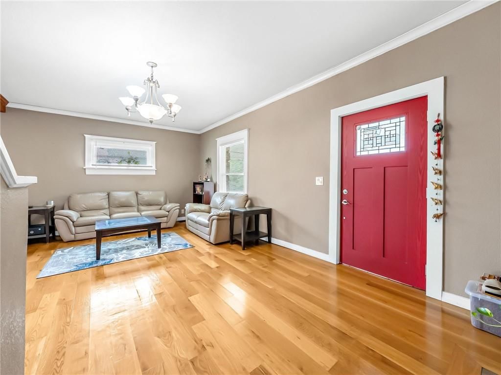 2606 CAMPBELL Street — photo 7