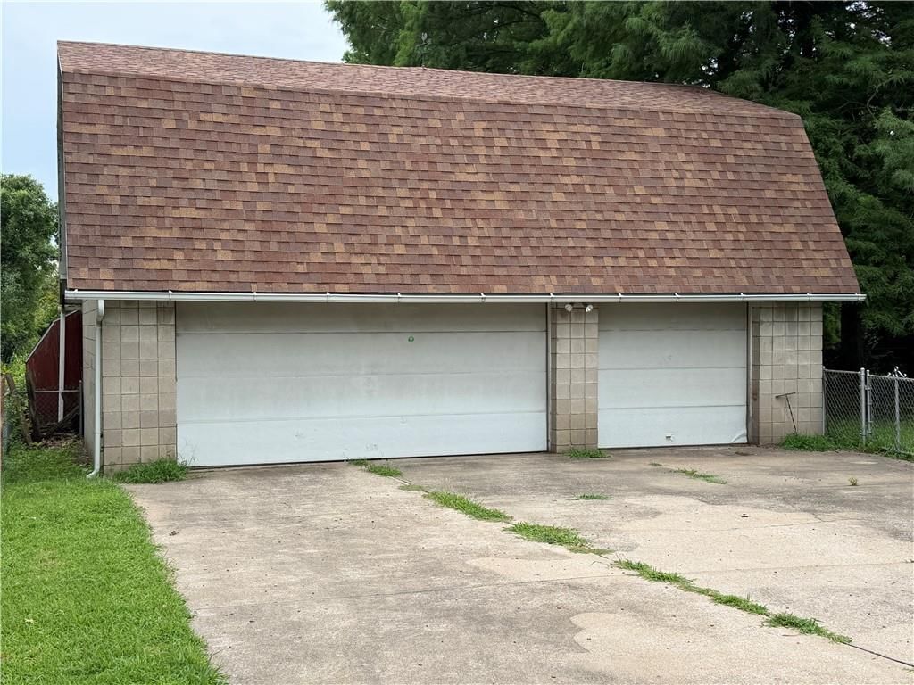 2209 S Ellison way — photo 1