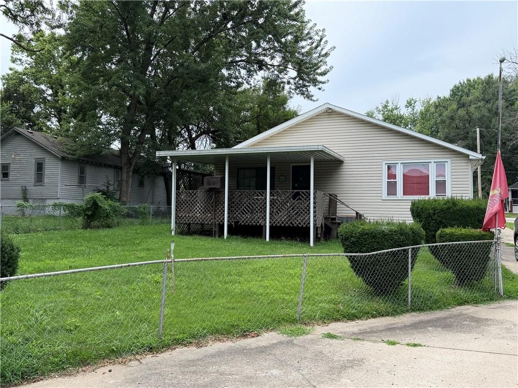 2209 S Ellison way — photo 2