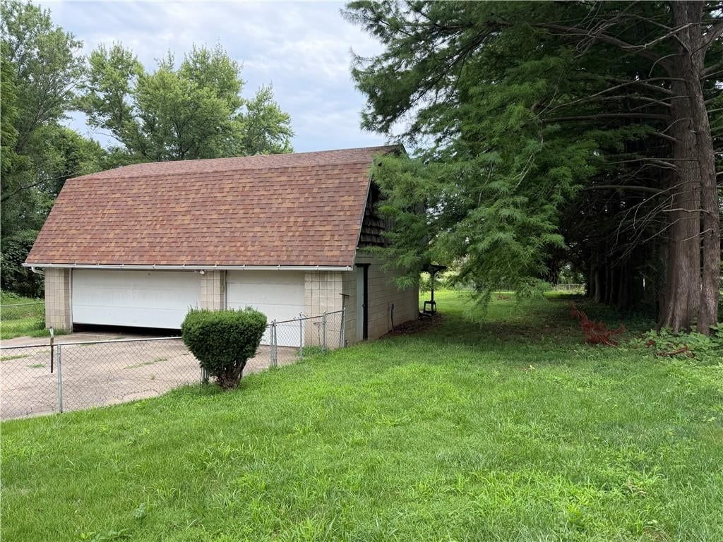 2209 S Ellison way — photo 14