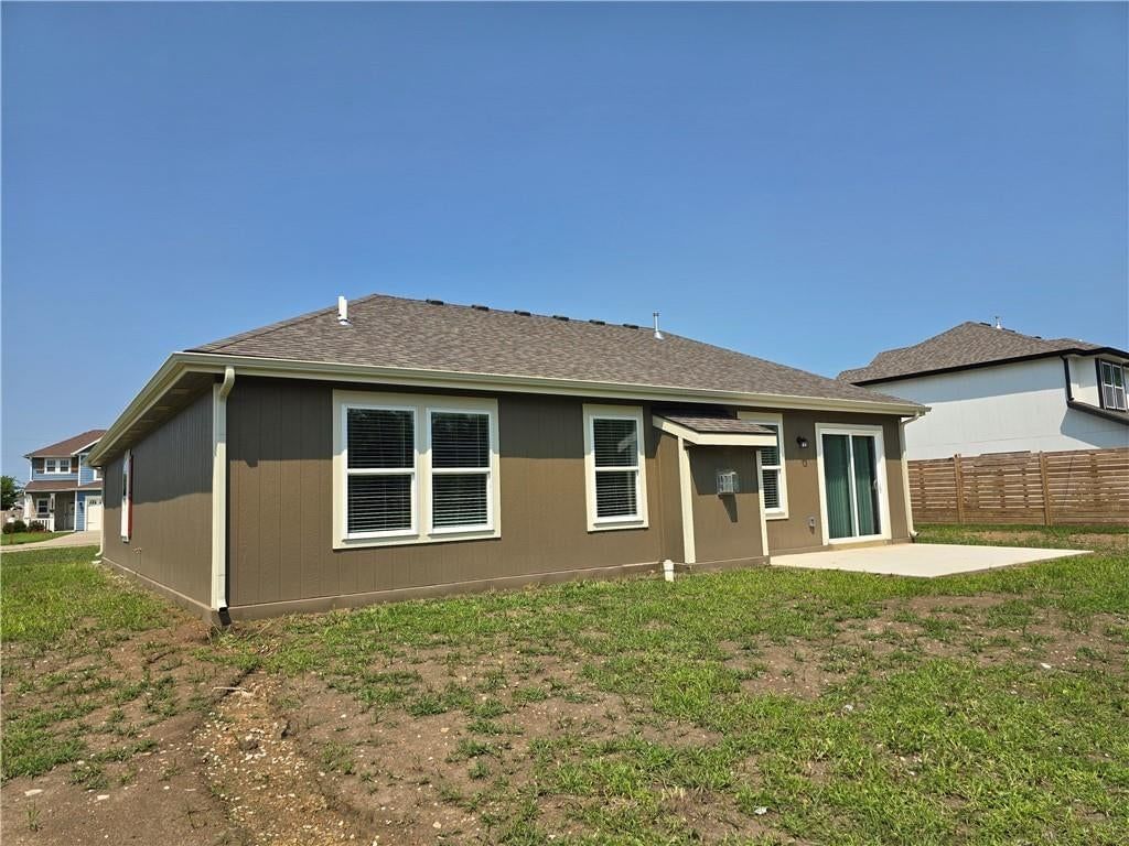 1602 Bluestem Drive — photo 4