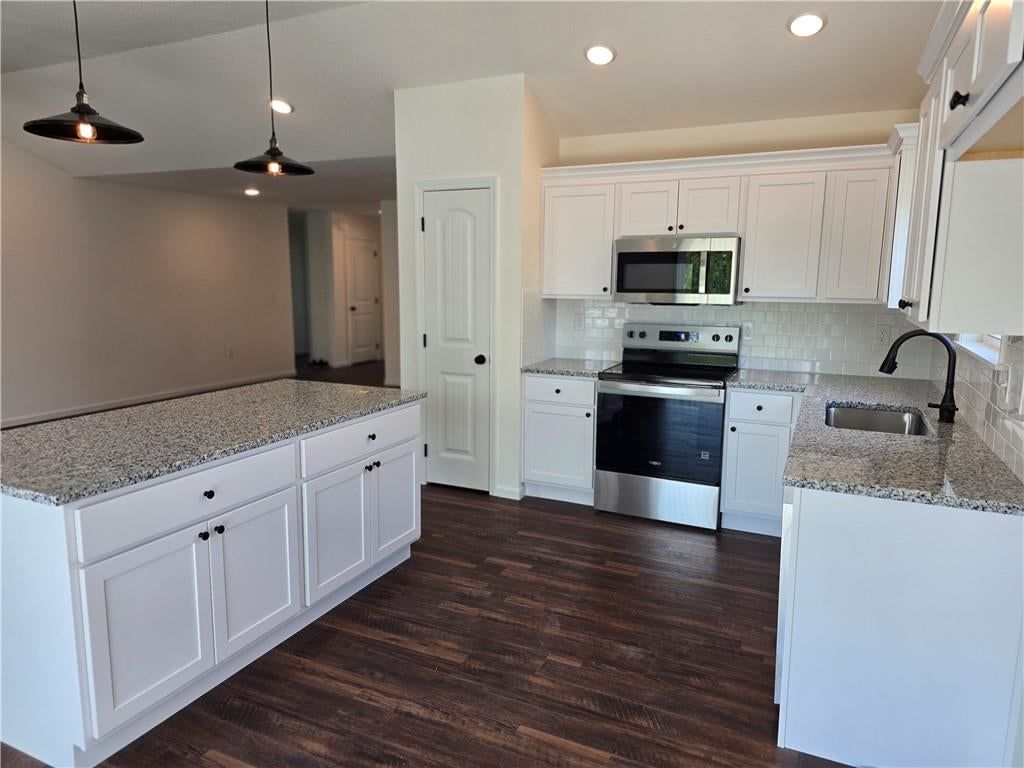 1602 Bluestem Drive — photo 18