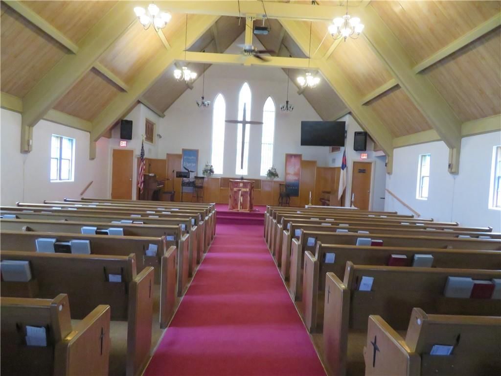 302 E Peoria Street — photo 2