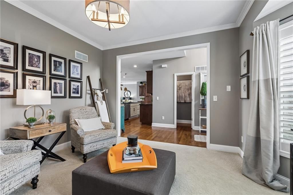 5619 Theden Street — photo 21