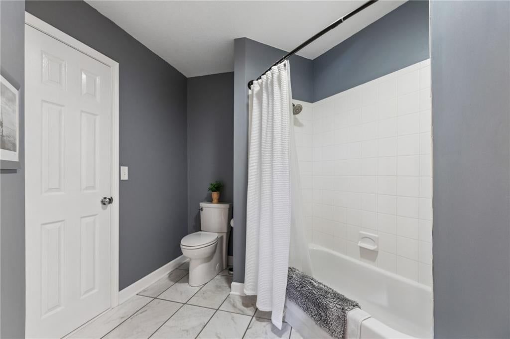 5619 Theden Street — photo 27