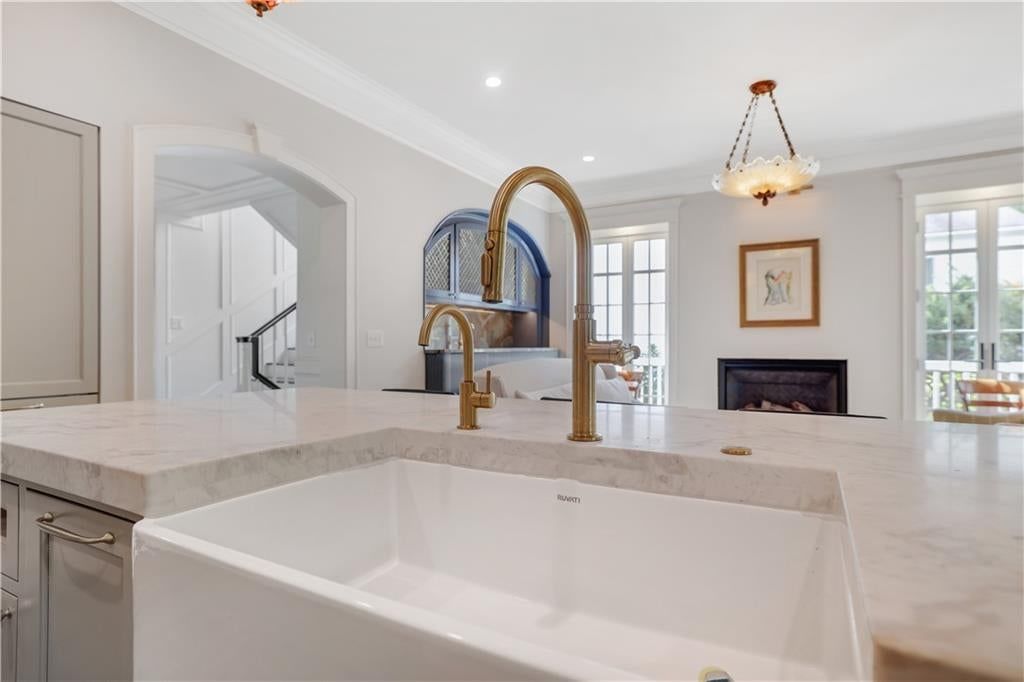 6748 Fontana Street — photo 18