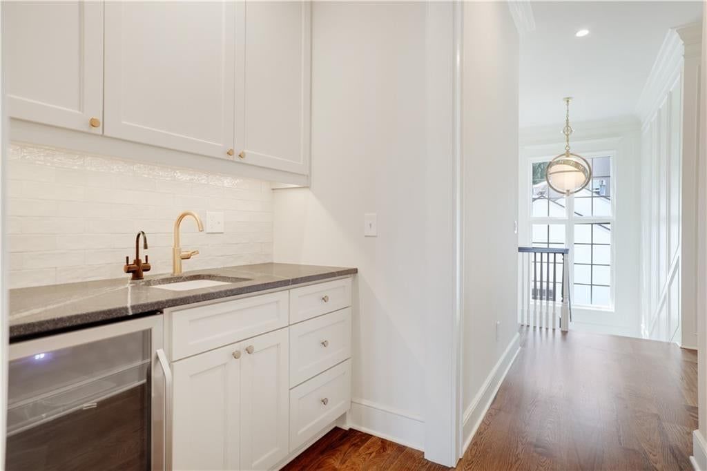 6748 Fontana Street — photo 30