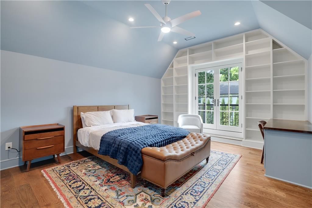 6748 Fontana Street — photo 37