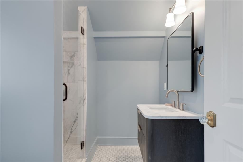 6748 Fontana Street — photo 38
