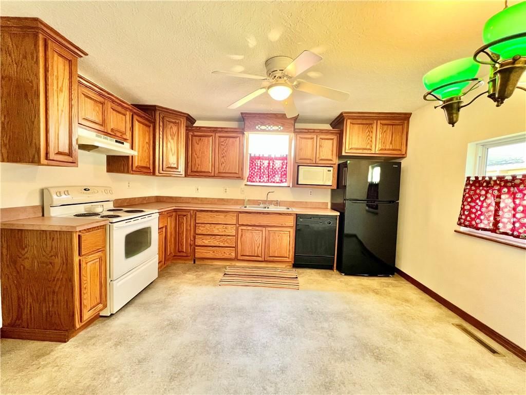 1309 Irving Street — photo 9