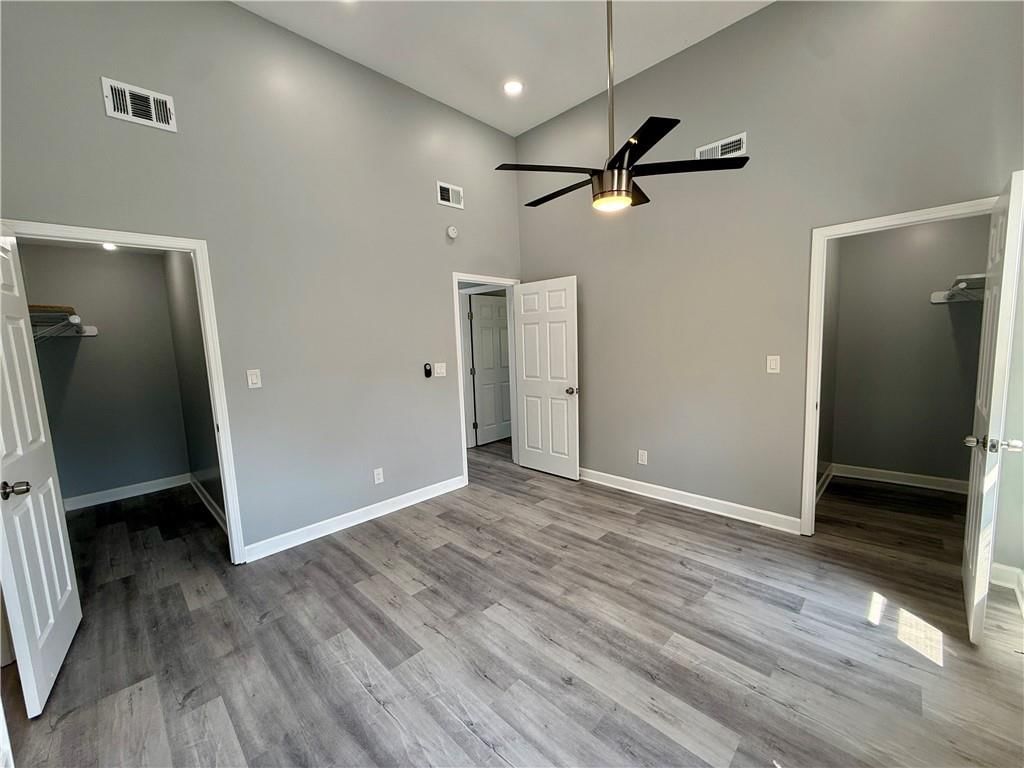 2809 E 39th Street — photo 5