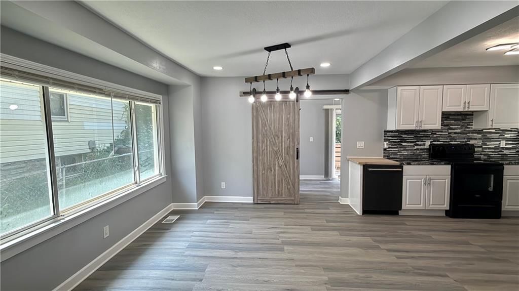 2809 E 39th Street — photo 12