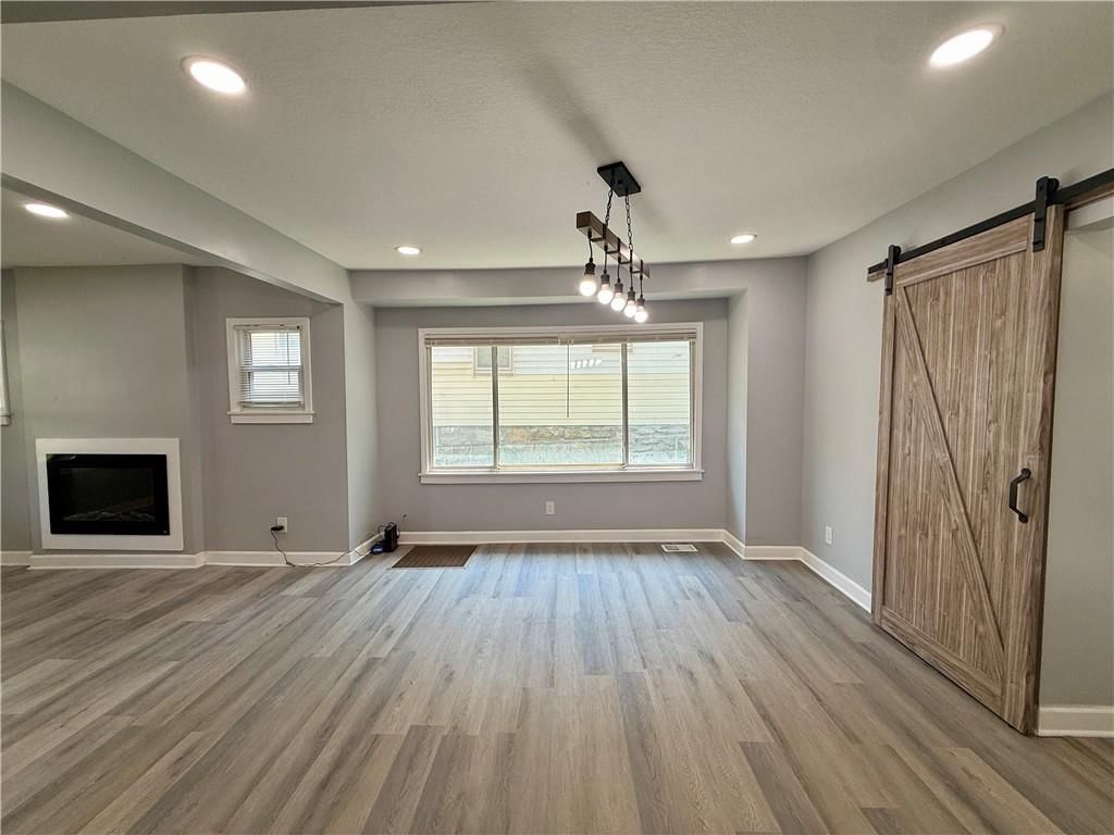 2809 E 39th Street — photo 13