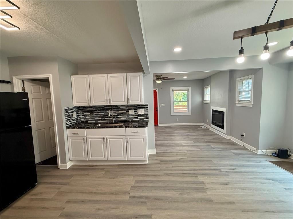 2809 E 39th Street — photo 14