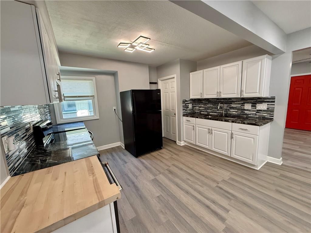 2809 E 39th Street — photo 16