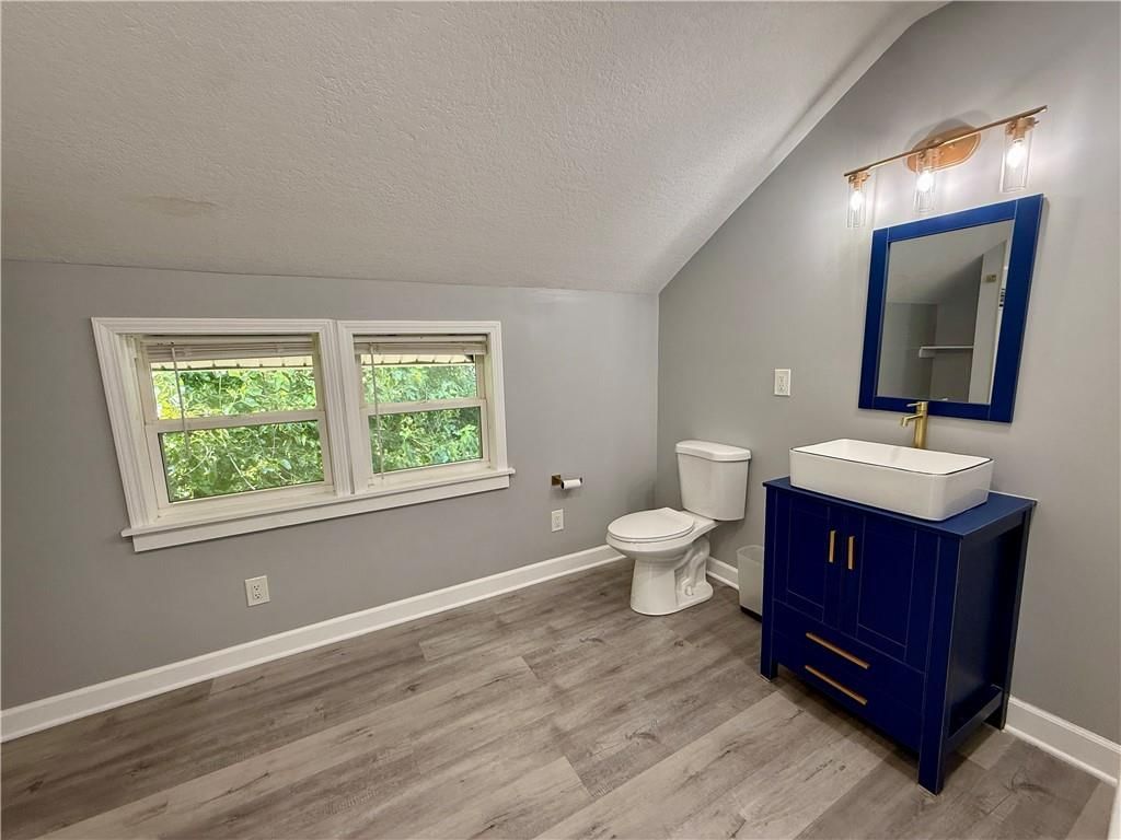 2809 E 39th Street — photo 23