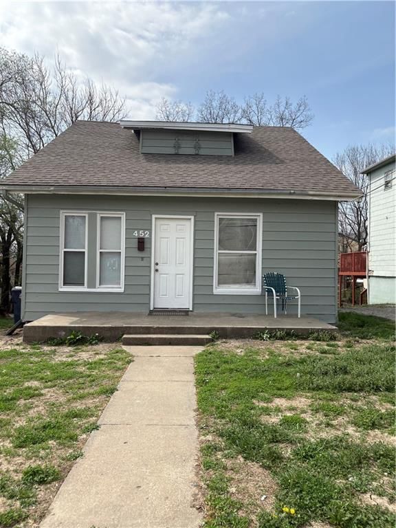 452 Donnelly Avenue — photo 1
