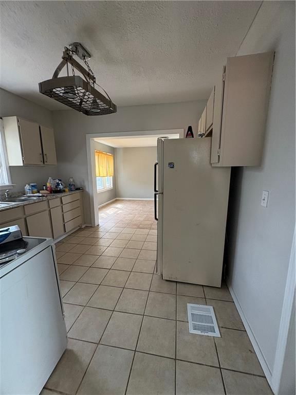 452 Donnelly Avenue — photo 13