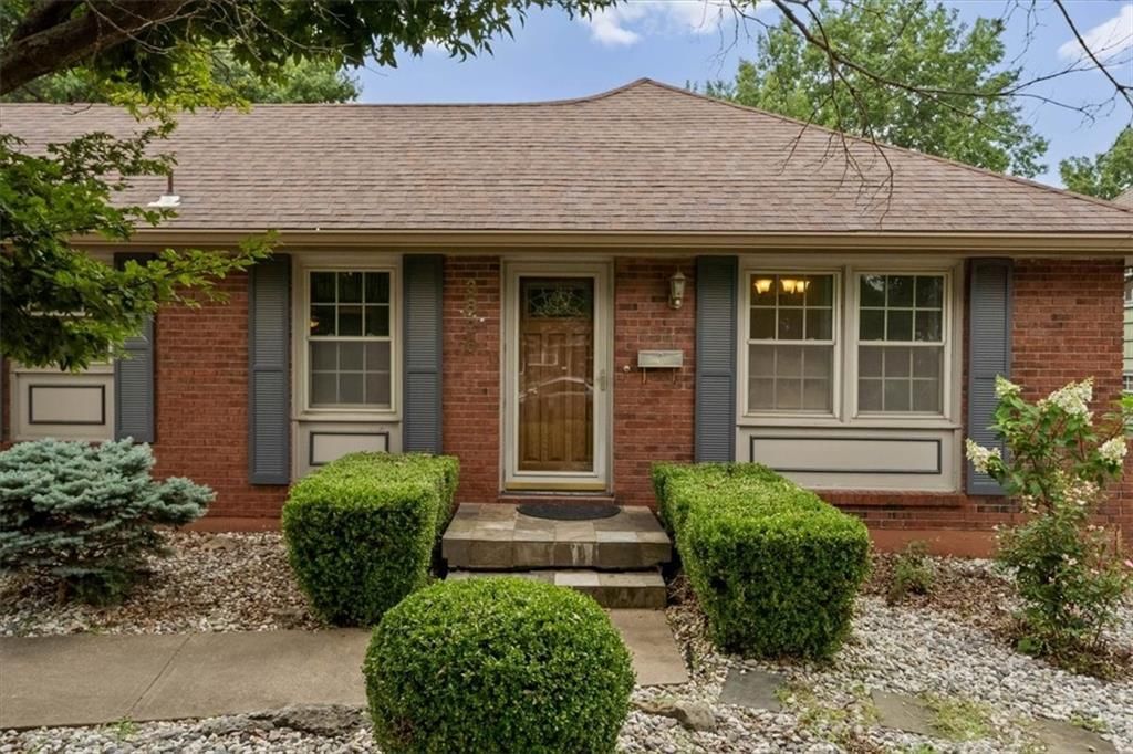 3826 S Summit Ridge Drive — photo 6