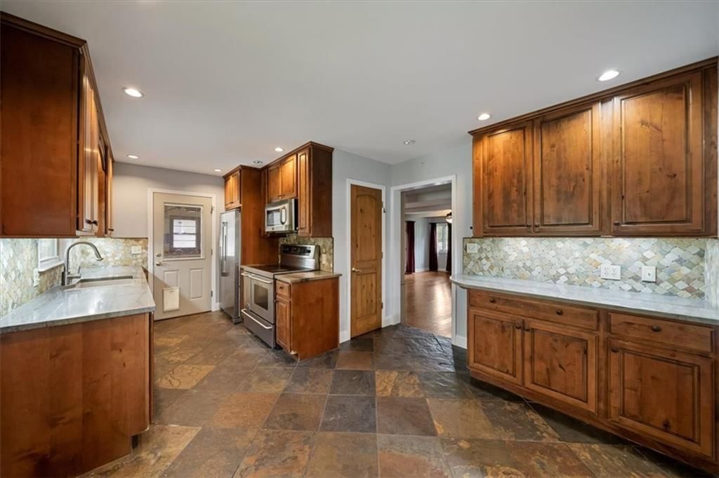 3826 S Summit Ridge Drive — photo 10