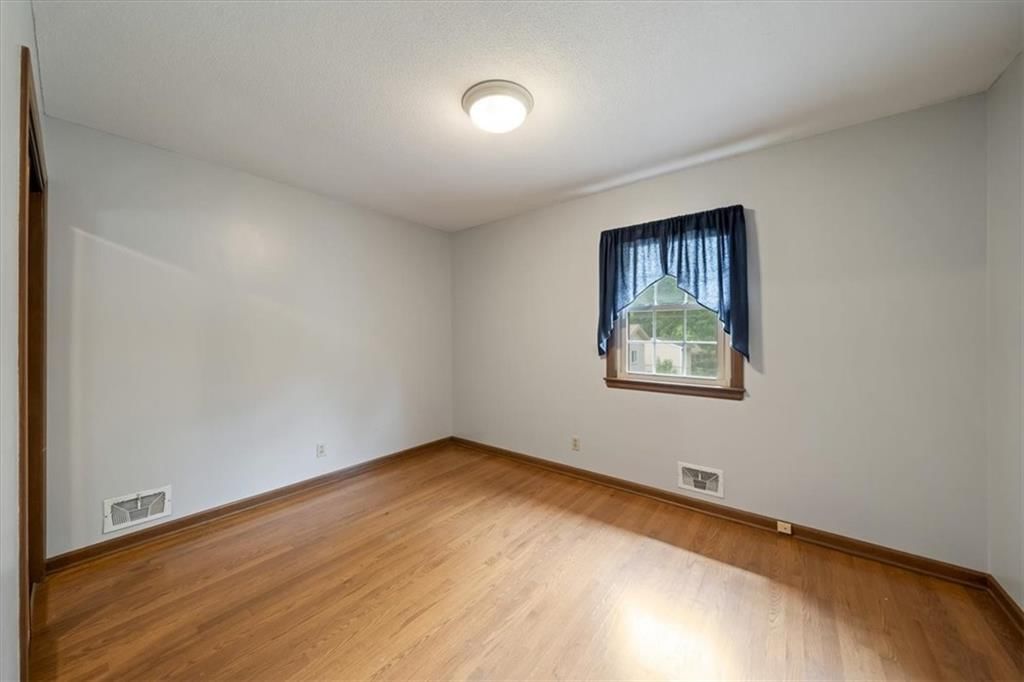 3826 S Summit Ridge Drive — photo 18