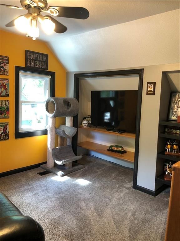 534 S Huttig Avenue — photo 33