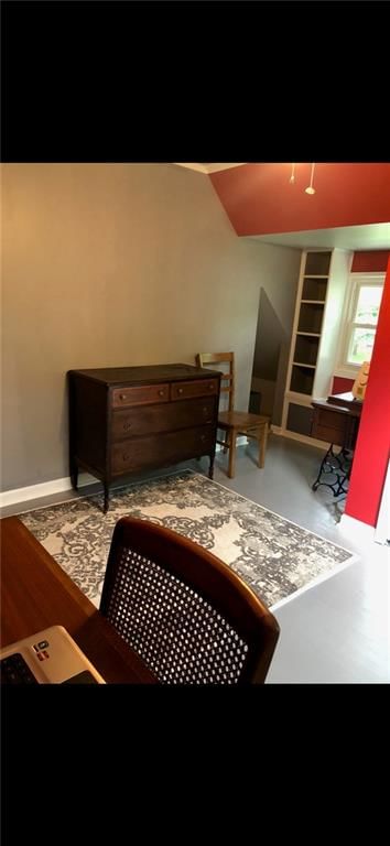 534 S Huttig Avenue — photo 38