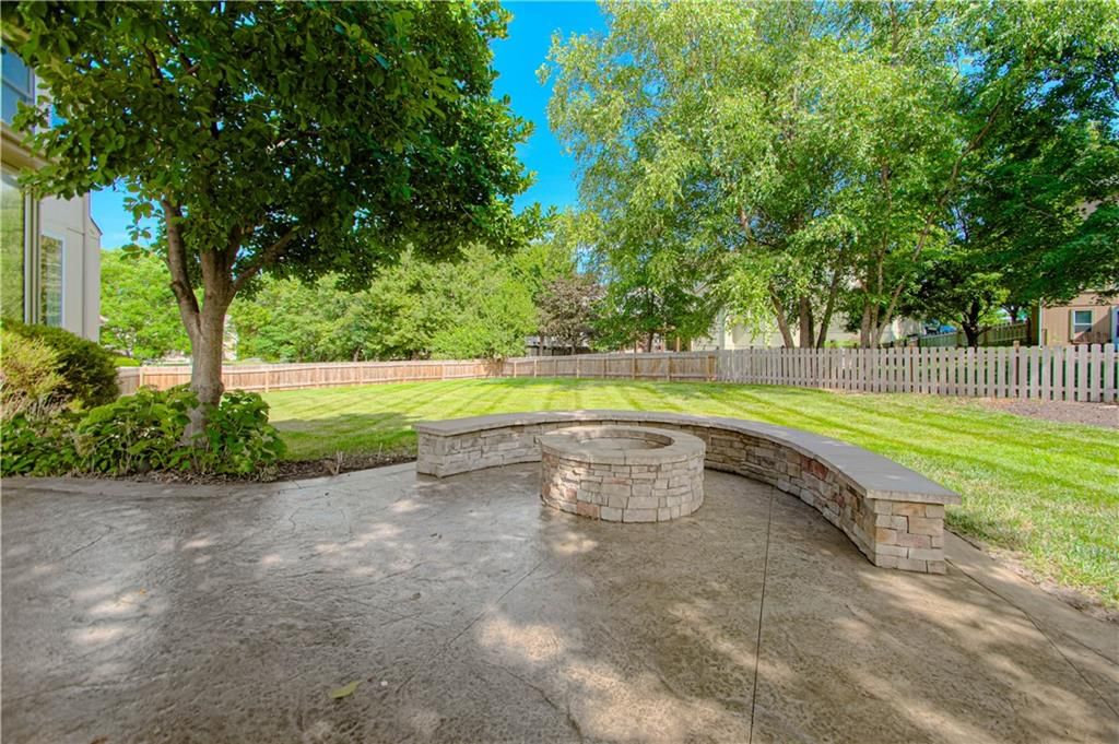 22306 W 51st Terrace — photo 10