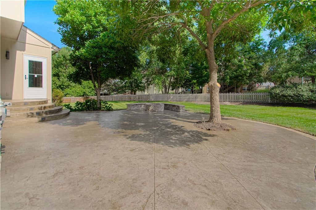 22306 W 51st Terrace — photo 11